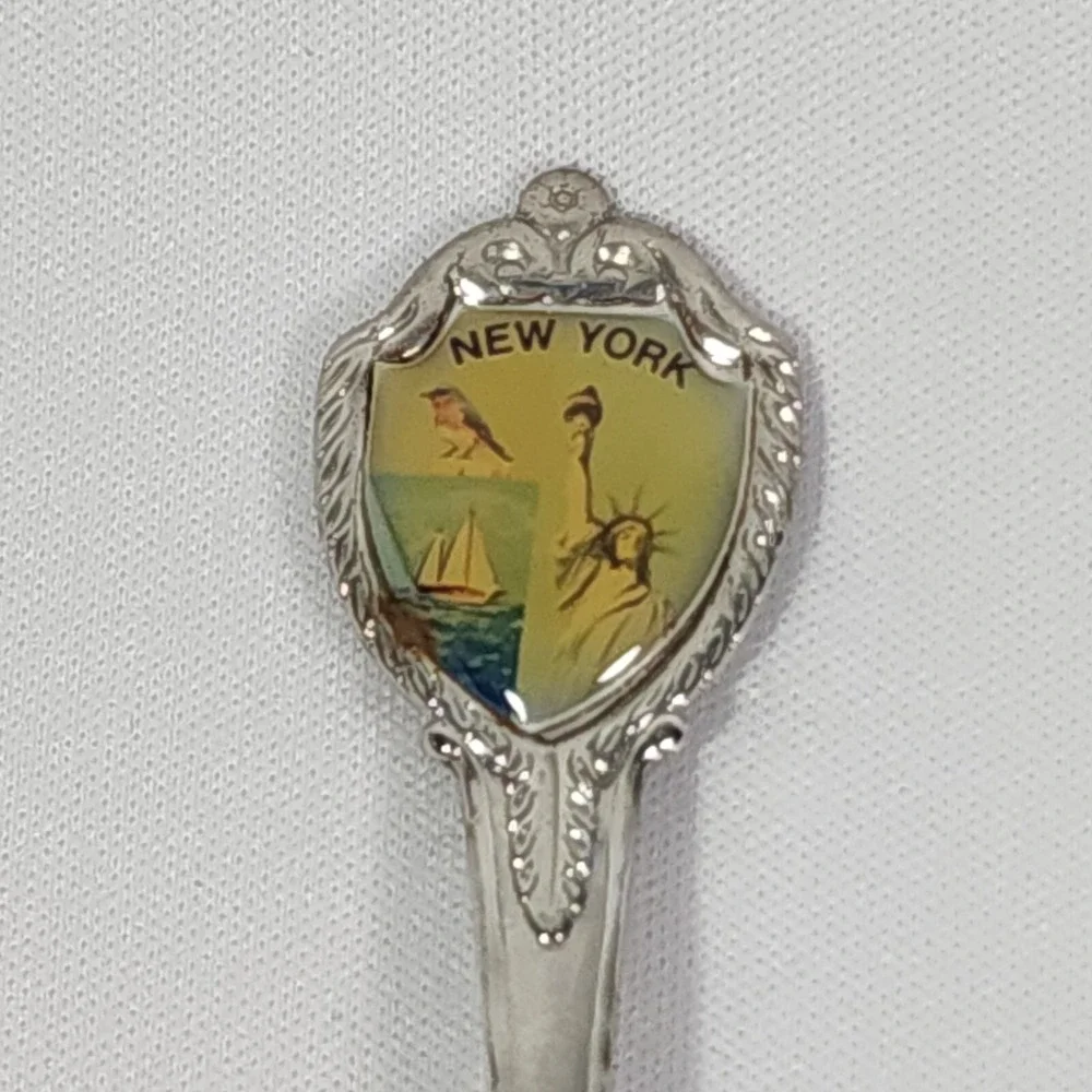 12 Souvenir Spoons Multiple City States NY NV FL Canada Custer House Dakota Terr